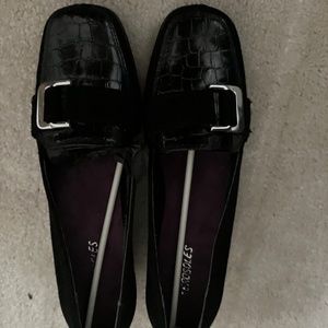 Aersoles Black Wedges w/Silver Buckle